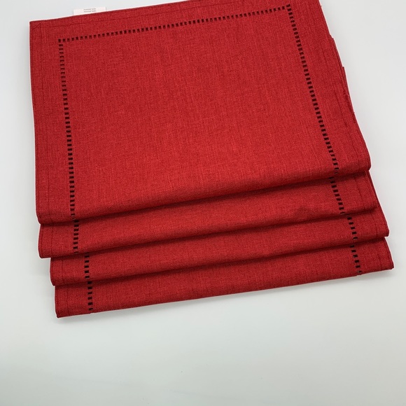 Harmon Red Cloth Placemats - Picture 4 of 4